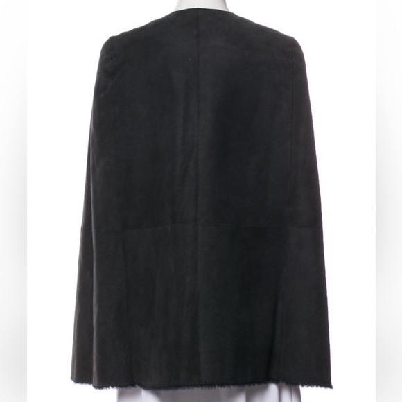 Loro Piana Shearling Cape - Picture 2 of 3